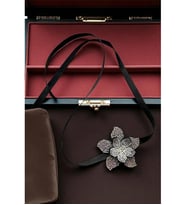 PARLAK TAŞLI ÇİÇEK CHOKER KOLYE