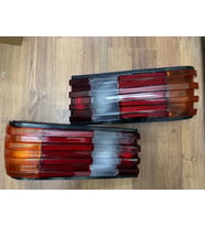 Mercedes W126 Sağ Sol Stop Lambası Kasalı Çift