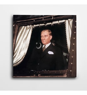 Atatürk Tren Kare Kanvas Tablo