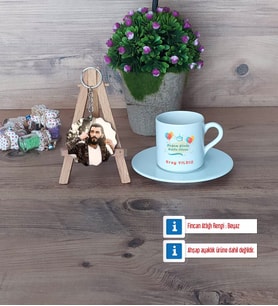 Doğum Günü Hediyesi Türk Kahvesi Fincanı Ahşap Altlıklı ve Fotoğraflı Ahşap Anahtarlık Hediye (Model 2)