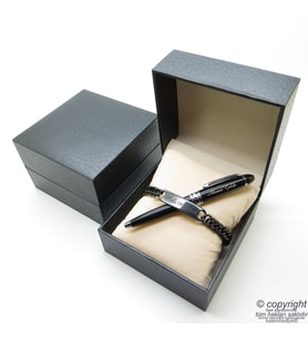 Kişiye Özel Titanyum Metal Unisex Bileklik + İsme Özel Mini Cep Kalemi - Hediyelik Kutulu Set (Karışık)