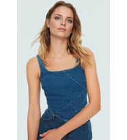 Kadın Denim Bluz Basic Koleksiyon Regular Kalıp Dayanıklı Malzeme Konforlu Kesim Uzun Ömürlü (Mavi)