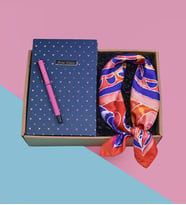 Kişiye Özel Kalp Desenli Defter& Pembe Roller Kalem& Mor ve Turuncu Detay Renkli Fular Hediye Seti