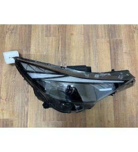 Hyundai Elantra Sağ Far Lambası Ledli Beyinli Tip 2021-2023