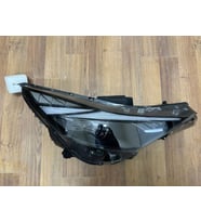 Hyundai Elantra Sağ Far Lambası Ledli Beyinli Tip 2021-2023