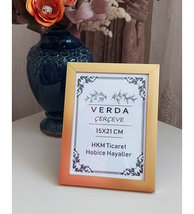15x21 cm Gold Fotoğraf Çerçevesi! Ahşap Ayaklı Pvc Camlı Dekoratif Masaüstü Çerçeve!