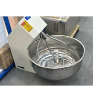 DEV MİKSER PROFESYONEL HAMUR KARMA MAKİNASI 50 KG UN 25 LT SU 75 KG KAPASİTELİ