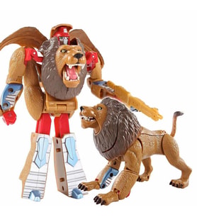 Robota Dönüşen Aslan Oyuncak
