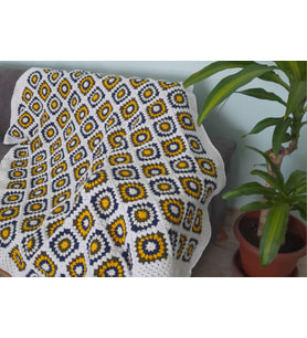 Ayla Karakılçık 180x120cm Beyaz Motifli Battaniye
