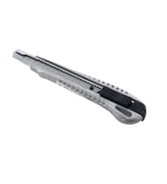 NOKİ 226 PROFESYONEL HASSAS KESİM METAL KLİPSLİ DAR MAKET BIÇAĞI 9mm (65226)