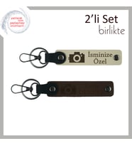 Deklanşörle Hatırla, Kamera Motifli, İsim Yazılabilir Kişisel Anahtarlık Set, Sütlü Kahve-Koyu Kahve