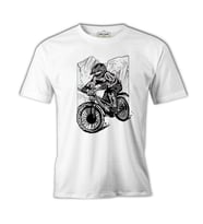 A Biker Riding in Front of the Mountains Beyaz Erkek Tshirt
