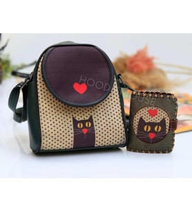 Kedi Aşkı Figürlü Küçük Postacı Çanta Yesil ve Küçük Cüzdan Yesil Kombin