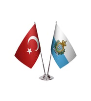San Marino İkili Masa Bayrağı