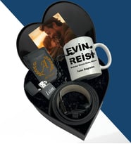 Kişiye  Özel Kalp Kutuda Özel Mekanizmalı Deri Cüzdan Kupa Bardak Metal Çakmak Deri Kemer Ve Tesbih