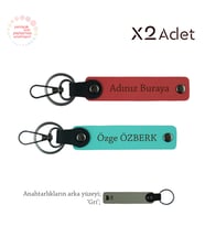 Çiftlere Doğum Günü Jest, İsim & Soyisim Kişiselleştirilmiş 2’li Anahtarlık, Nar Çiçeği-Turkuaz-Gri