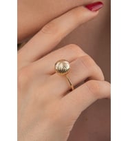 14 Ayar Altın Işıltılı Topcuk Yüzük