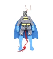Ahşap Salanan Batman Figürü Alk1193 (Çok Renkli)