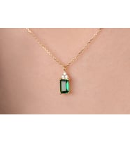 Onseva Kuyumculuk Emerald Cut Kadın Yeşil Taşlı Zarif Kolye 14 Ayar Altın