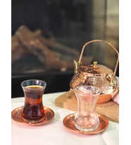 BAKIR ÇAY TABAĞI OYMA NAKIŞLI MODEL PARLAK BAKIR RENK