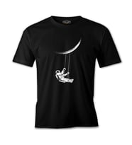 Astronot Salıncak Siyah Erkek Tshirt