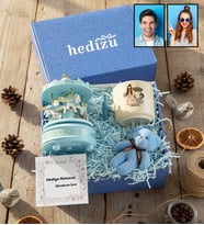 Kişiye Özel Karikatürlü Gelin Damat Evleniyoruz Mutluyuz Hediye Kutusu - Kişiye Özel T Kupa, Atlı Karınca Müzik Kutusu, Peluş Anahtarlık Sevgililer Günü Hediyesi