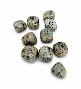 Kivi Jasper Doğal Taş 1 Adet 30 Gr – Kiwi Jasper Tamburlanmış Enerji ve Koleksiyon Taşı