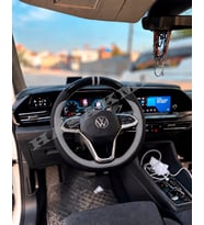 Vw Golf 8 Dikme Direksiyon Kılıfı Parlak Siyah Gri Detaylı Gri Çift Yüzük ve Dikiş 2020-2026