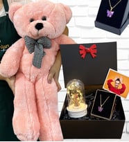 Büyük Boy Pembe Peluş Ayıcık ve Kelebek Kolyeli Fotoğraflı Hediye Kutusu - Premium Set (Model 3)