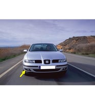 Seat Leon 1 2000-2005 Sağ Ön Sis Farı Çerçevesi Izgarası 1M0853666F