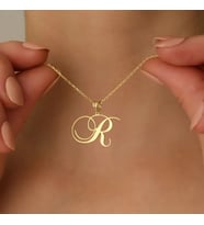 Kişiye Özel 925 Ayar Gümüş Zarif Tasarım Harf Kolye (Gold)