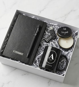 Kişiye Özel Siyah Kupa Bardak & 32 GB USB Bellek & Defter & Kalem & Metal Kutulu Mum Hediye Seti
