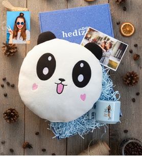 Kişiye Özel Karikatürlü Cute But Cancer Yengeç Burcu Hediye Kutusu - Kişiye Özel T Pastel Kupa, Peluş Yastık, Fotoğraf 1 Adet Doğum Günü Hediyesi