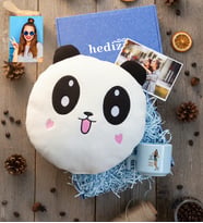 Kişiye Özel Karikatürlü Cute But Cancer Yengeç Burcu Hediye Kutusu - Kişiye Özel T Pastel Kupa, Peluş Yastık, Fotoğraf 1 Adet Doğum Günü Hediyesi