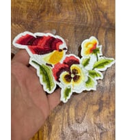 15X11 CM ÜTÜ İLE YAPIŞAN NAKIŞ İŞLEME KUŞ ÇİÇEK ARMA DİKİŞ APLİKE