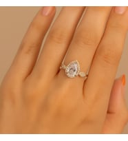 Kadın Damla Model Zirkon Taşlı Baget Yüzük Rose