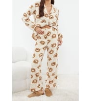 Tarz Rahat Uzun Kollu Geniş Paça Animal Wellsoft Örme Pijama Takımı