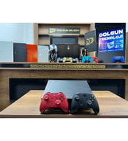 Microsoft Xbox One X 1 TB Çift Kol (İKİNCİ EL)