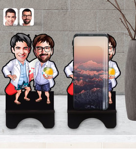 BK Gift Kişiye Özel Kankalar Karikatürlü Ahşap Biblo Telefon Standı-2