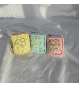 Amigurumi El Örgüsü Hediyelik Kitap Örgü Anahtarlık / Çanta Süsü (Mavi)