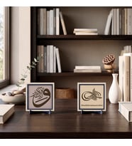 Ve Rabbeke Fekebbir Tasarımı ve Bismillâhirrahmânirrahîm İşlemeli İkili Masaüstü Figürü Kalıcı Bir Anı Bırakmak İsteyenlere Unutulmaz Bir Seçenek 10x10 cm, Pudra - Yavru Ağzı