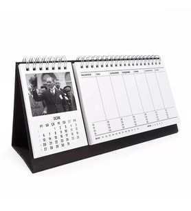 Atatürk Fotoğraflı 2027 Masa Takvimi Haftalık Planlayıcılı