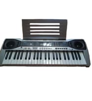 LP LP4920 Fonksiyonel Eğitim Orgu (49 Tuş)  12 Ses ve 12 Ritim Seçeneği Kompakt Tasarım ve Pil ile Çalışma Özelliği Sayesinde Her Yerde Müzik