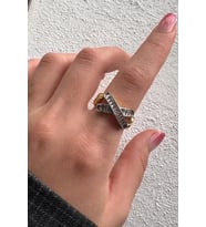 V.I.P Çift Renk Seri Zirkon Taşlı Çapraz Bar Gold & Silver Kaplama Ayarlanabilir Kadın Çelik Yüzük