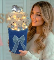 Anneler  Gününe ÖZEL: Deluxe Lacivert Peluş Silindir Kutuda, LED Işıklı Kalpli Balonlu 6’lı Lacivert Ayıcık Buketi - Anneye  Hediye