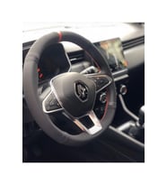Renault Clio 5 Kırmızı Yüzüklü Nubuk-noktalı Deri Direksiyon Kılıfı