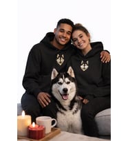 Sevgililer Günü Özel Husky Figürlü Unisex Siyah Hoodie – Patili Aşk Temalı Kapüşonlu Sweatshirt