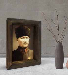 BK Gift Atatürk Tasarımlı Dekoratif Doğal Masif Ahşap Çerçeve 15x20cm-25 (Beyaz)