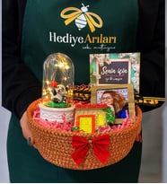 Kişiye Özel Hediye Sepeti - Pandalı Işıklı Fanus, Magnet, Çerçeve, Tütsü ve Senin İçin Kartı