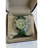 Rolex Model Silikon Kordon Takvimli Unisex Kol Saati Moda İndirimli Kampanyalı Avantajlı Kuponlu Tarz Şık Premium Çelik Bileklik Garantili Diesel Rolex Tasarım Genç Lüks Trend Ucuz Babaya Kardeşe Sevgiliye Sözlüye Özel Doğum Günü Hediyesi EşÇift
